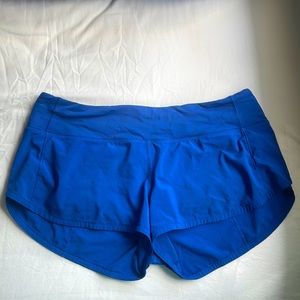 Lululemon Athletica - Speed short low rise.